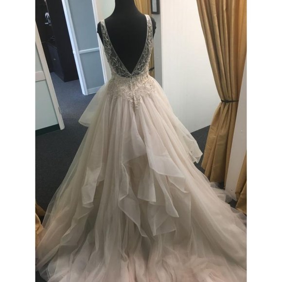 Sottero and Midgley Amélie Wedding Dress - Picture 2 of 7